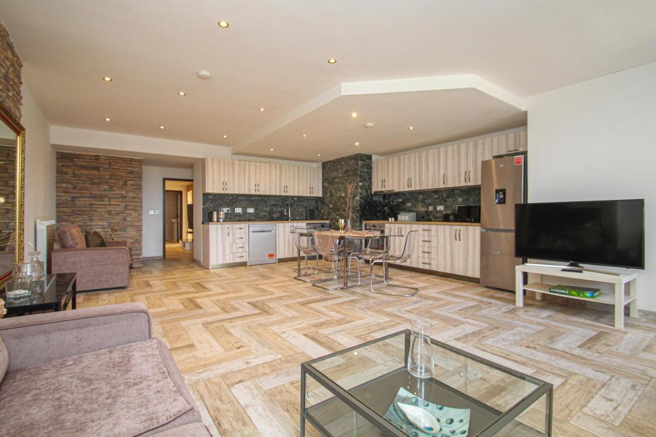 Apartament Lavish 2 Bed Sleeps 5 Near Lanark Carstairs Zewnętrze zdjęcie