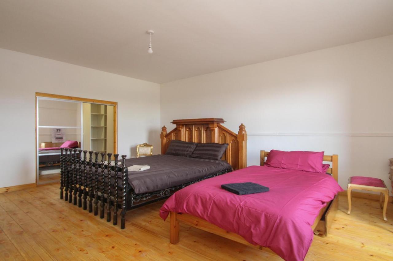 Apartament Lavish 2 Bed Sleeps 5 Near Lanark Carstairs Zewnętrze zdjęcie
